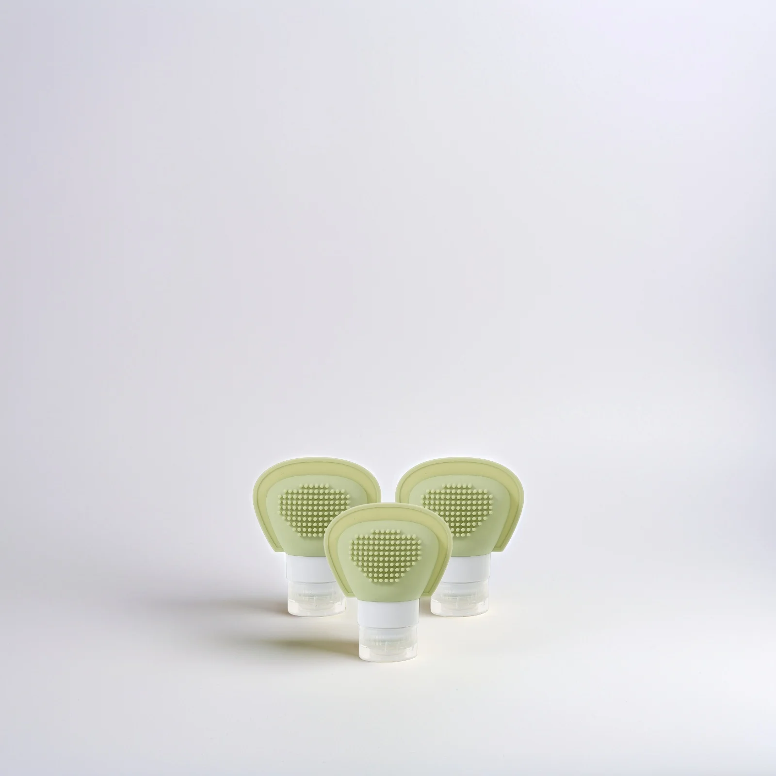 3pcs Shampoo Portable Silicone Travel Bottles Leakproof Toiletry Containers 120ml Reusable Squeeze Tubes for Body Wash
3pcs Shampoo Portable Silicone Travel Bottles Leakproof Toiletry Containers 120ml Reusable Squeeze Tubes for Body Wash
