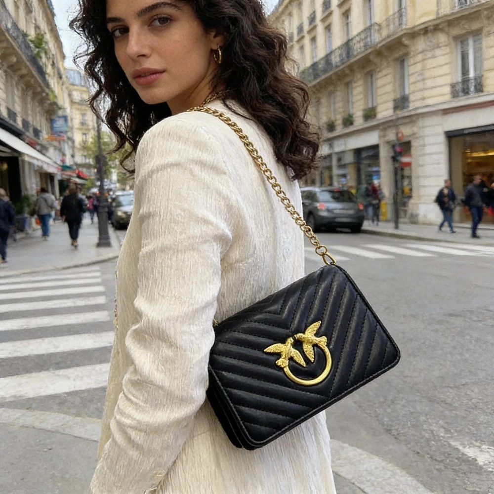 2026 New Trendy Niche Bird Shoulder Bag Crossbody Purse Small Square Bag for Women Fashion Chain Streetwear
2026 New Trendy Niche Bird Shoulder Bag Crossbody Purse Small Square Bag for Women Fashion Chain Streetwear