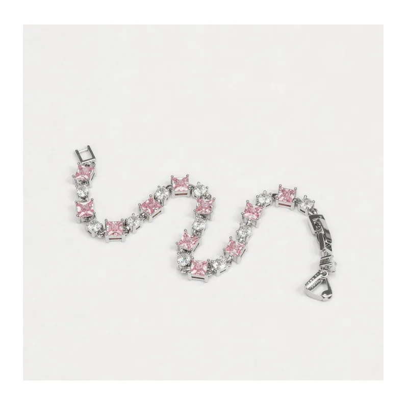 Full Diamond Gold-plated Zircon Bracelet Women's Light Luxury Versatile High-end Jewelry Folding Buckle Jewelry
Full Diamond Gold-plated Zircon Bracelet Women's Light Luxury Versatile High-end Jewelry Folding Buckle Jewelry
