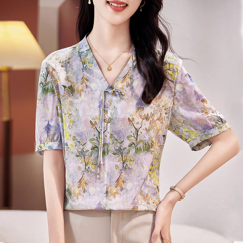 100% Real Silk Chinese Style Vintage Shirts Elegant Blouses For Women Summer V-neck Short Sleeve Shirt Loose Tops Print Blouse
100% Real Silk Chinese Style Vintage Shirts Elegant Blouses For Women Summer V-neck Short Sleeve Shirt Loose Tops Print Blouse
