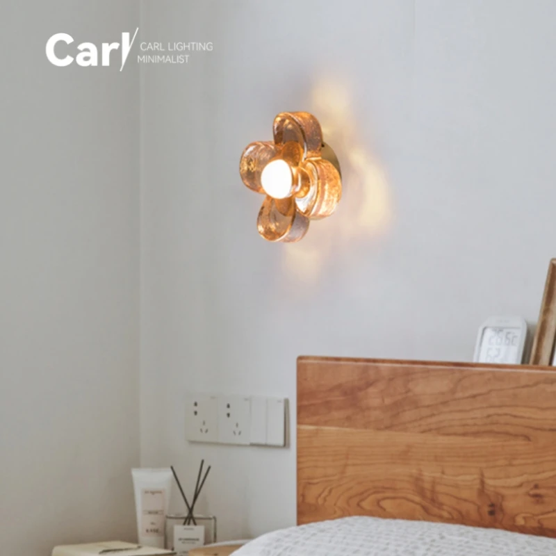 Modern Four-leaf Clover Wall Lamp Antique Sofa Living Room Bedroom Background Wall Floor Ceiling Lamp
Modern Four-leaf Clover Wall Lamp Antique Sofa Living Room Bedroom Background Wall Floor Ceiling Lamp