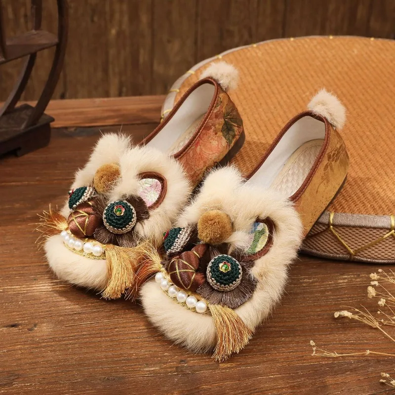 Traditional Adult Tiger-head Handmade Fashionable Versatile Hanfu-style Shoes for Women, Cotton Shoes with Flat Soles for Women
Traditional Adult Tiger-head Handmade Fashionable Versatile Hanfu-style Shoes for Women, Cotton Shoes with Flat Soles for Women