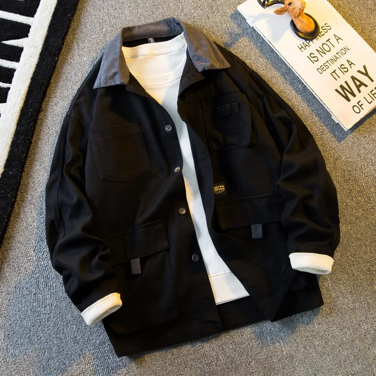 Thiened American Sle рабочая одежда Jaet мужская повседневная лоскутная одежда с воротником осень-зима тяжелое пальто для отдыха и охоты
Thiened American Sle рабочая одежда Jaet мужская повседневная лоскутная одежда с воротником осень-зима тяжелое пальто для отдыха и охоты