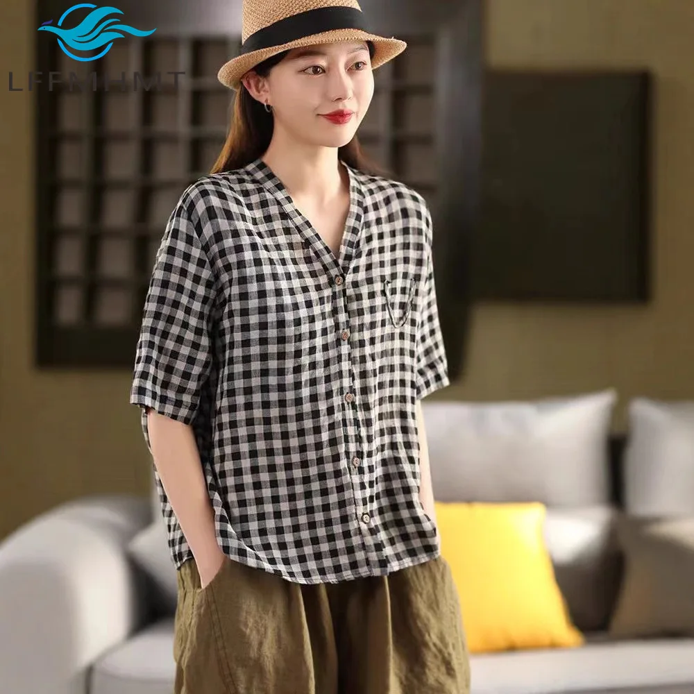 Vintage Plaid Linen Button Up Shirt for Women Summer Fashion V-Neck Short Sleeve Loose Fit Literary Blouse Outerwear Tops
Vintage Plaid Linen Button Up Shirt for Women Summer Fashion V-Neck Short Sleeve Loose Fit Literary Blouse Outerwear Tops