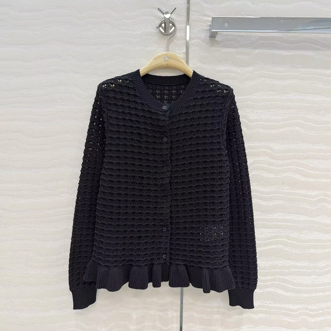 2026 New Fashion Solid Color Crochet Hollow Out Knitted Cardigans Women O-neck Long Sleeve Single Breasted Ruffles Sweet Sweater
2026 New Fashion Solid Color Crochet Hollow Out Knitted Cardigans Women O-neck Long Sleeve Single Breasted Ruffles Sweet Sweater