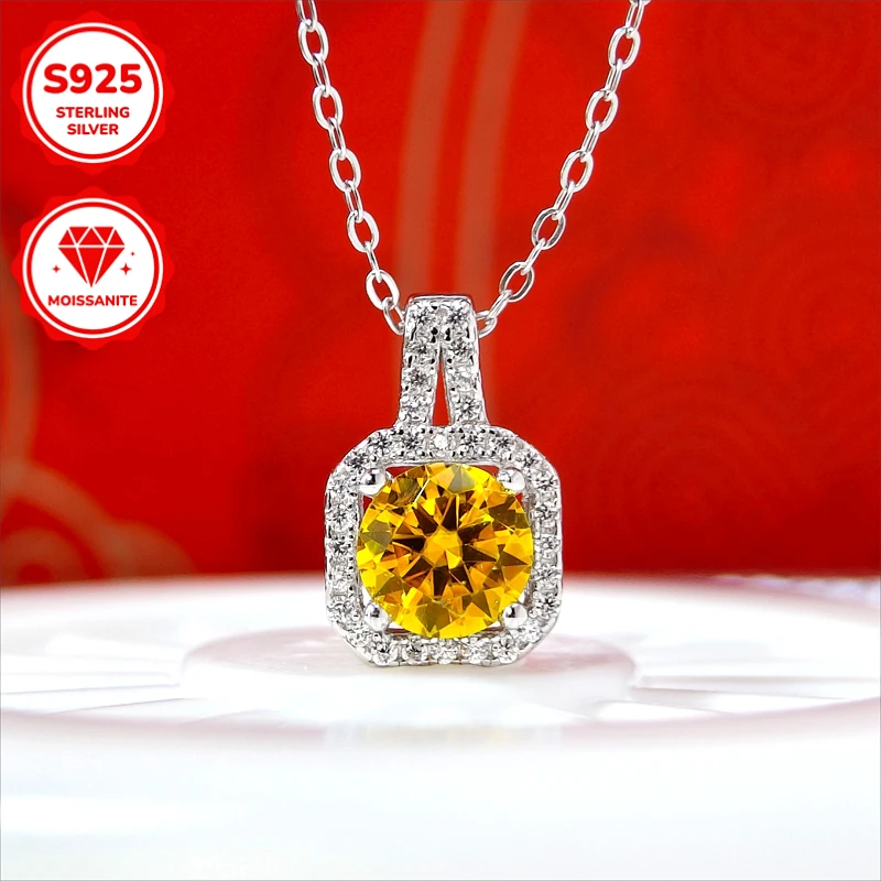 1pc 1/2Carat S925 Sliver Moissanite Fashion Pendant Necklace Simple and Versatile Square Bag Style, Ideal for Banquets.
1pc 1/2Carat S925 Sliver Moissanite Fashion Pendant Necklace Simple and Versatile Square Bag Style, Ideal for Banquets.
