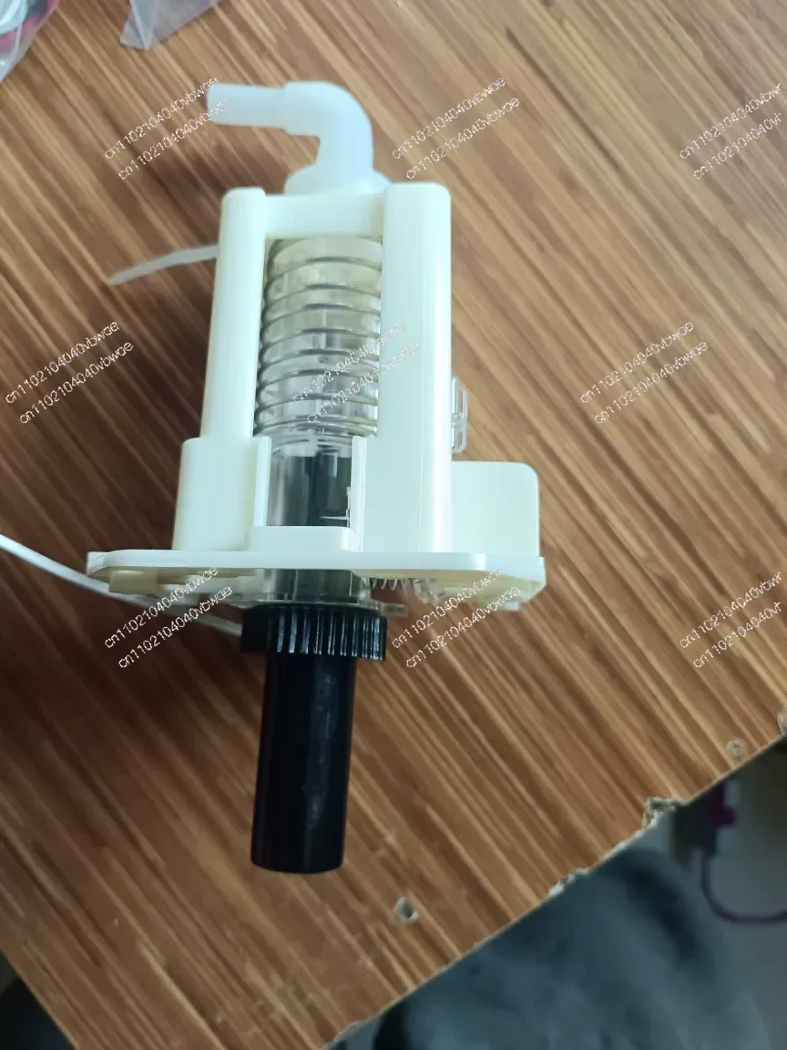Мини-аппарат для очистки воды Qinyuan 8585 с функцией подачи горячей воды 903
Мини-аппарат для очистки воды Qinyuan 8585 с функцией подачи горячей воды 903