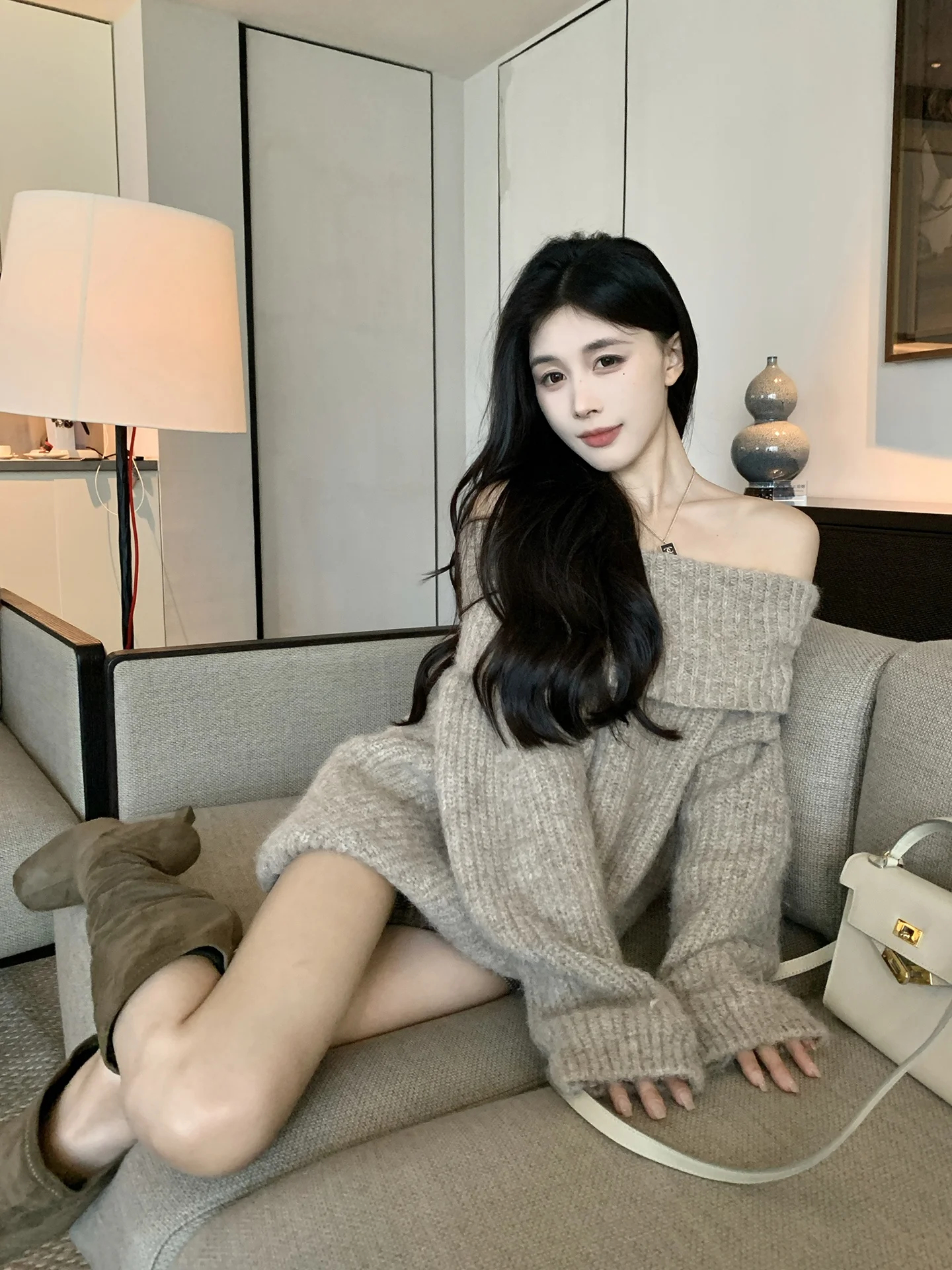 oulder Bared Knitted Woolen Sweater Women's Loose Fit One oulder Knitwear Autumn Winter New Sle Casual Aosphere Women
oulder Bared Knitted Woolen Sweater Women's Loose Fit One oulder Knitwear Autumn Winter New Sle Casual Aosphere Women