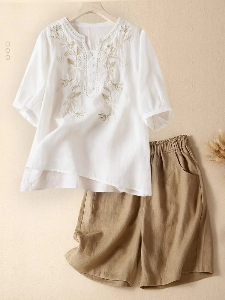 Fashionable Embroidered Short Sleeve Top And Shorts Cotton Linen Two Piece Set Women Summer plus Size Small Height Clothing
Fashionable Embroidered Short Sleeve Top And Shorts Cotton Linen Two Piece Set Women Summer plus Size Small Height Clothing