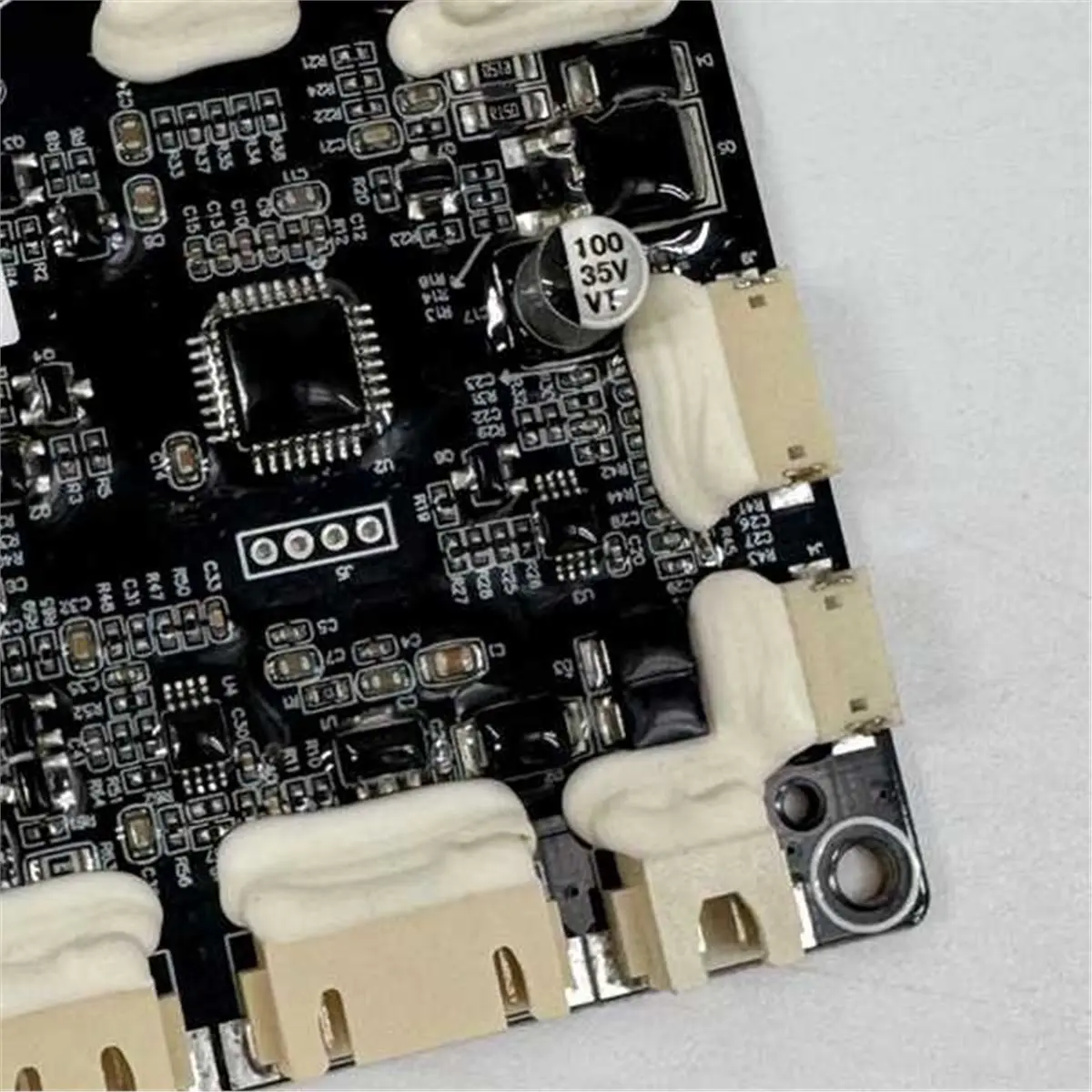 Appliance Parts Adapter Board PCBA / SMT for EVA / SDJ06RM / Xclea H60 Replacement Parts Base Station Motherboard Adapter
Appliance Parts Adapter Board PCBA / SMT for EVA / SDJ06RM / Xclea H60 Replacement Parts Base Station Motherboard Adapter