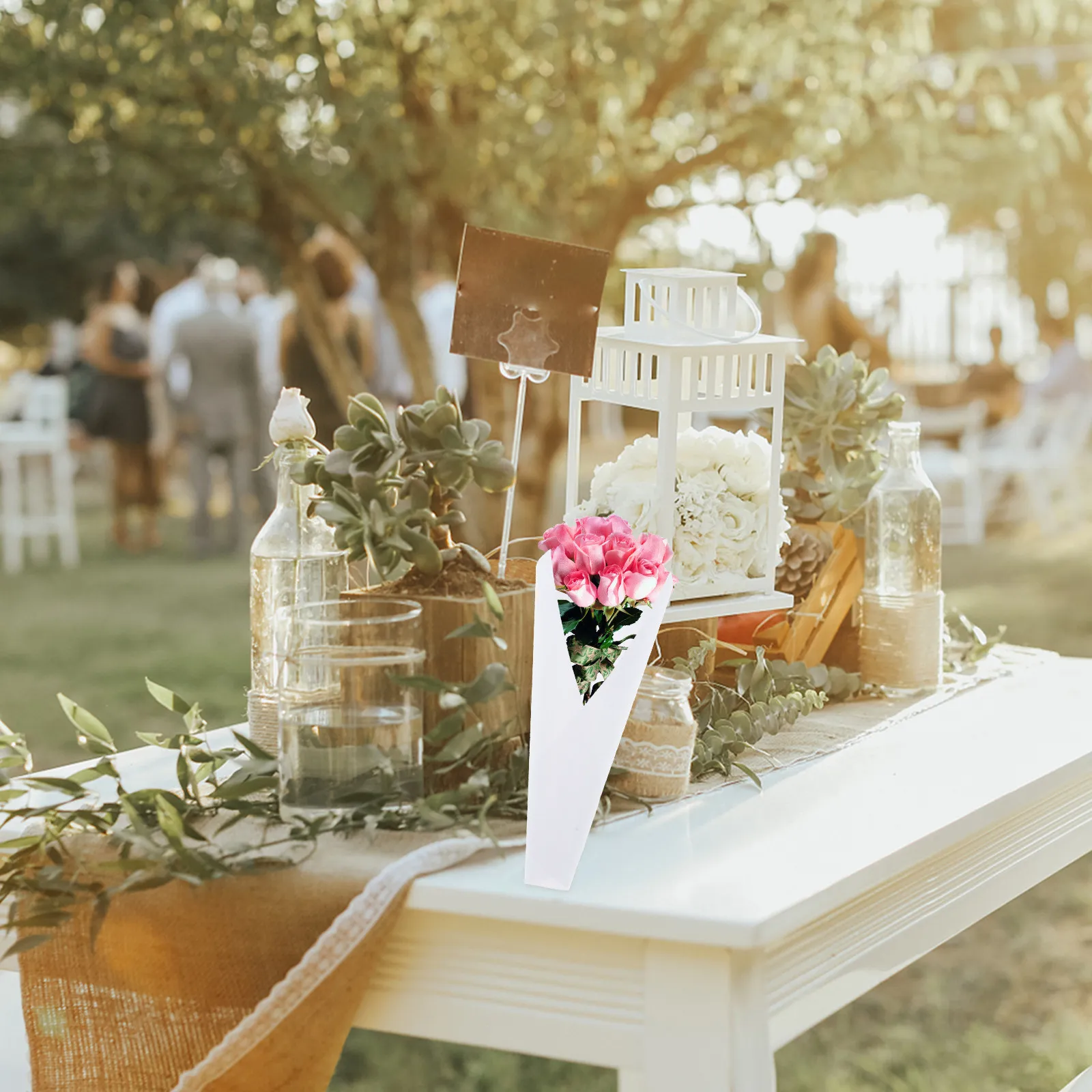 50Pcs Kraft Wedding Confetti Paper Cones Petal Cones Sticky Tape Small Gift Holder Vintage Party Confetti Cone
50Pcs Kraft Wedding Confetti Paper Cones Petal Cones Sticky Tape Small Gift Holder Vintage Party Confetti Cone
