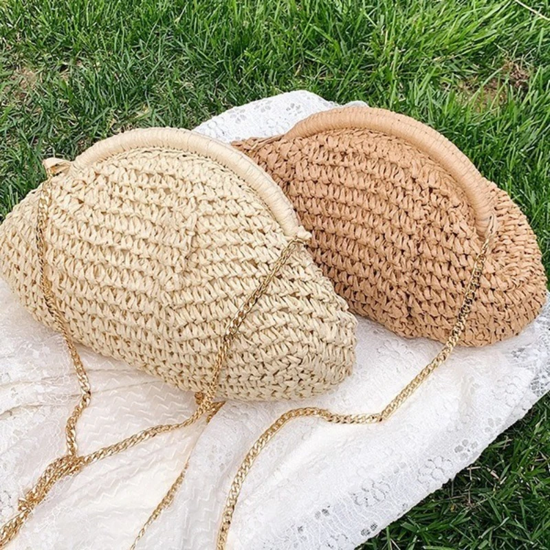 Cloud-Shaped Rattan Crossbody Bag, Anti-Scratch Beach Tote with Chain Strap, Bohemian Woven Purse for Women's Daily Use/Travel
Cloud-Shaped Rattan Crossbody Bag, Anti-Scratch Beach Tote with Chain Strap, Bohemian Woven Purse for Women's Daily Use/Travel