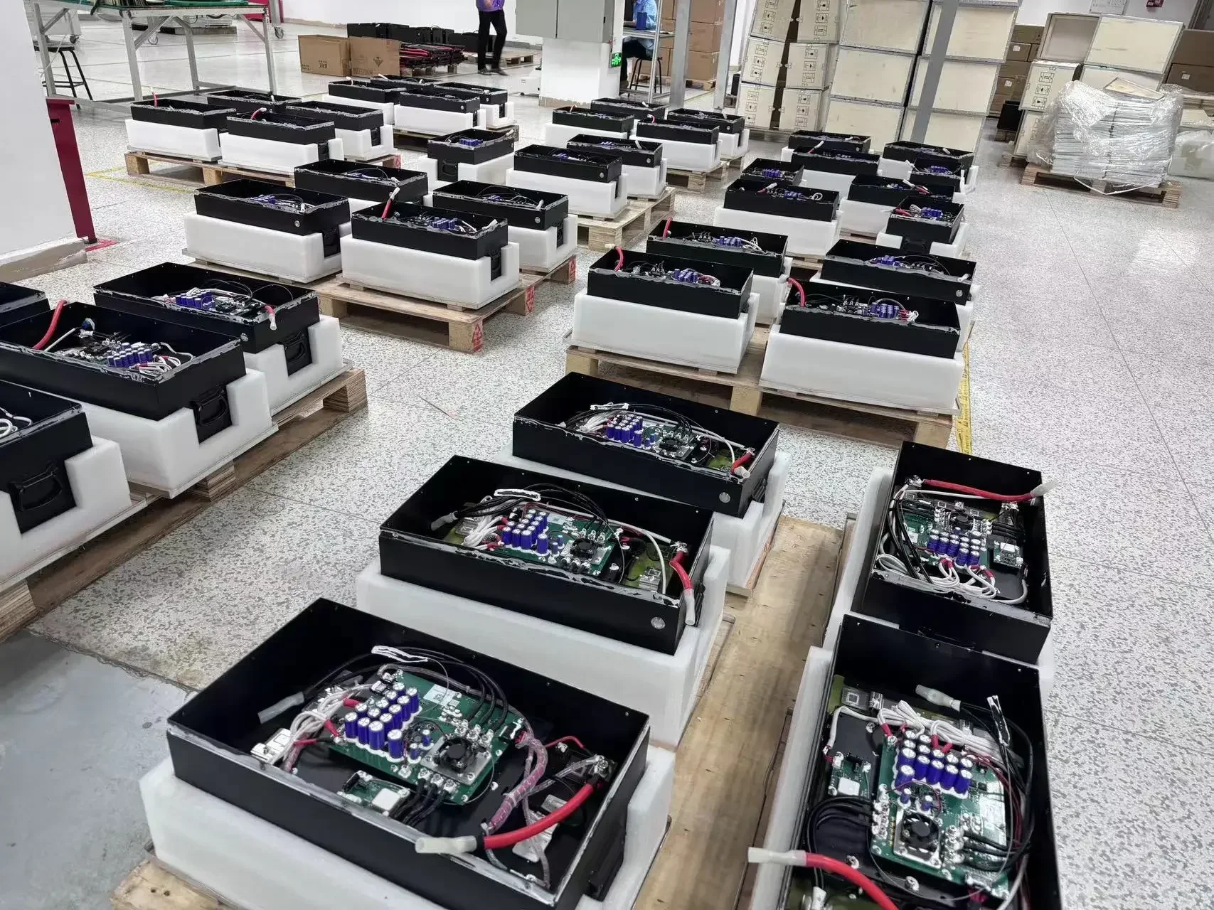 New Tianpower Car Starting Lithium ion Battery 8S 24V 150A For Truck Boat Parking Air Conditioner Battery Pack with Smart BMS.
New Tianpower Car Starting Lithium ion Battery 8S 24V 150A For Truck Boat Parking Air Conditioner Battery Pack with Smart BMS.