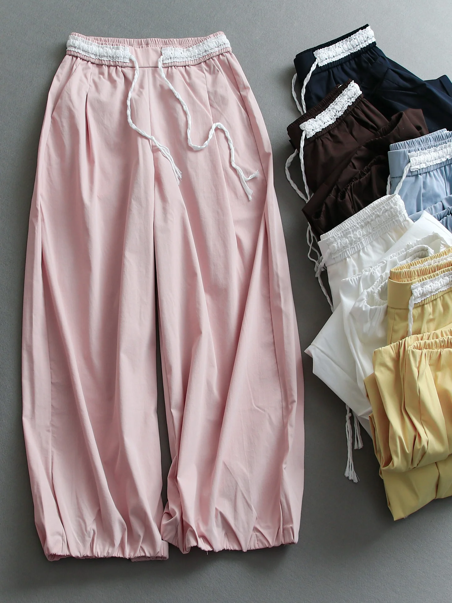 Casual Lace Patchwork Drawstring Elastic Waist Nine-Piece Balloon Pants Anti-Aging Wide Leg Women's Casual Pants W818
Casual Lace Patchwork Drawstring Elastic Waist Nine-Piece Balloon Pants Anti-Aging Wide Leg Women's Casual Pants W818