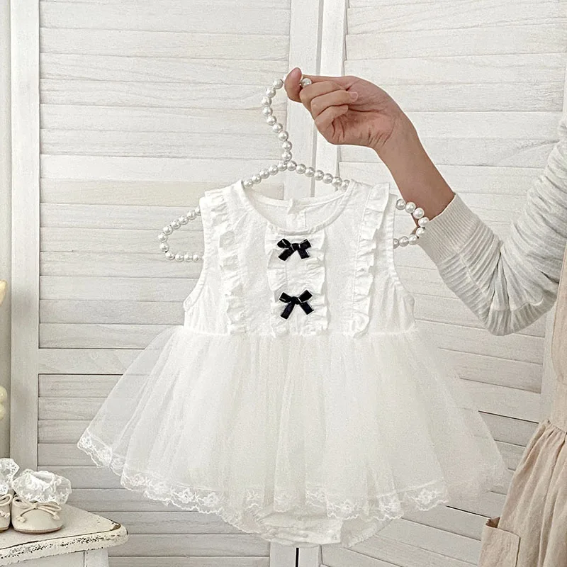 2025 New Summer Infant Baby Girls Bodysuits Sleeveless Cotton Mesh Splicing Toddler Baby Girls Jumpsuit 0-24M Children Clothes
2025 New Summer Infant Baby Girls Bodysuits Sleeveless Cotton Mesh Splicing Toddler Baby Girls Jumpsuit 0-24M Children Clothes