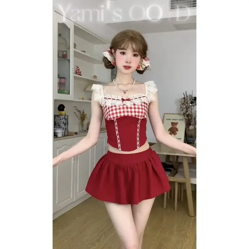 Summer Lace Patchwork Plaid Slim Fit Crop Top + High Waist Puffy Mini Skirt Spice Girls 2 Pcs Sets Streetwear Women Y2k Suits
Summer Lace Patchwork Plaid Slim Fit Crop Top + High Waist Puffy Mini Skirt Spice Girls 2 Pcs Sets Streetwear Women Y2k Suits