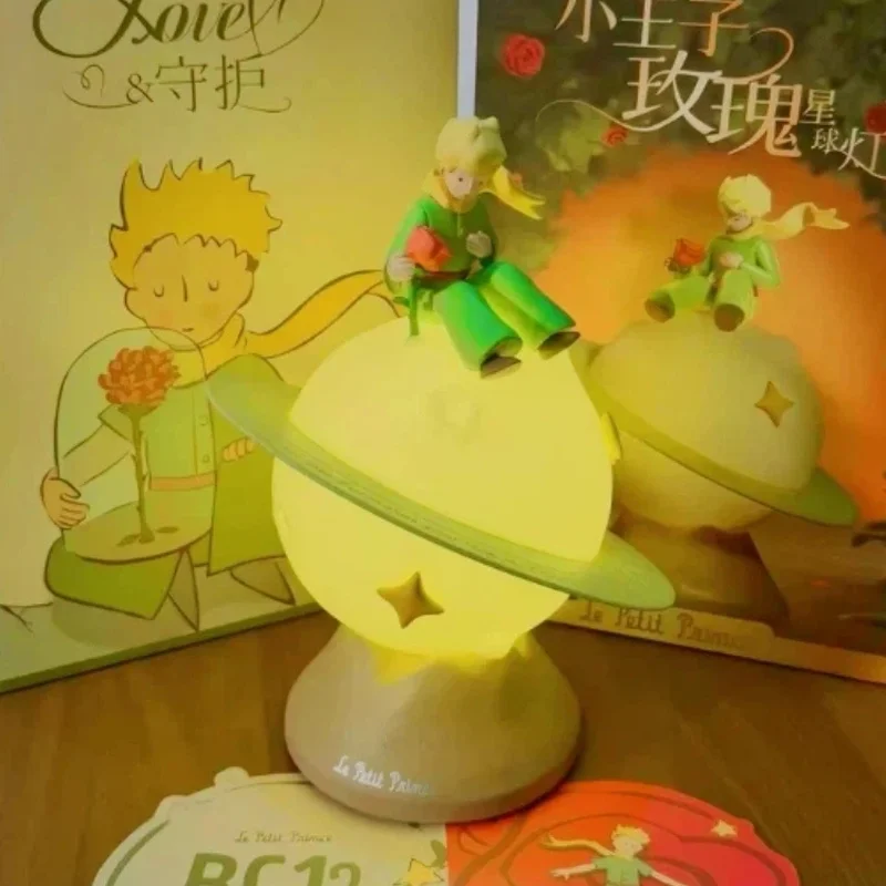 Le Petit Prince Co-Branded Rose Planet Night Light Soft Ambient Light Rotatable Bedside Ornament Bedroom Decor Sleeping Gift
Le Petit Prince Co-Branded Rose Planet Night Light Soft Ambient Light Rotatable Bedside Ornament Bedroom Decor Sleeping Gift