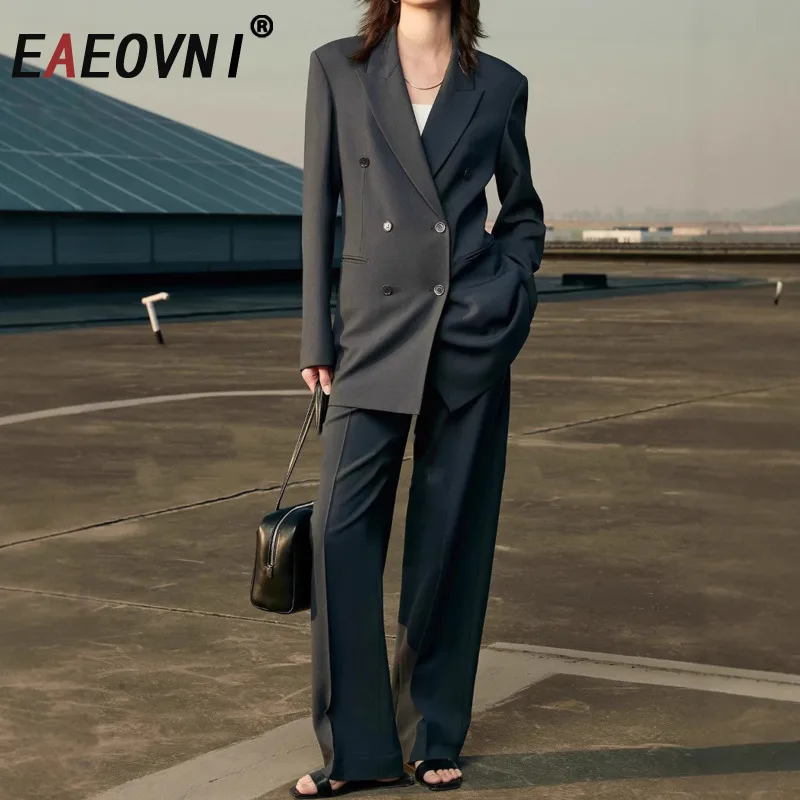 EAEOVNI Luxury Wool Women Suit Coat Notched Collar Double Button Design Fashion Blazer Jacket Office Lady 2025 New 1A1163
EAEOVNI Luxury Wool Women Suit Coat Notched Collar Double Button Design Fashion Blazer Jacket Office Lady 2025 New 1A1163