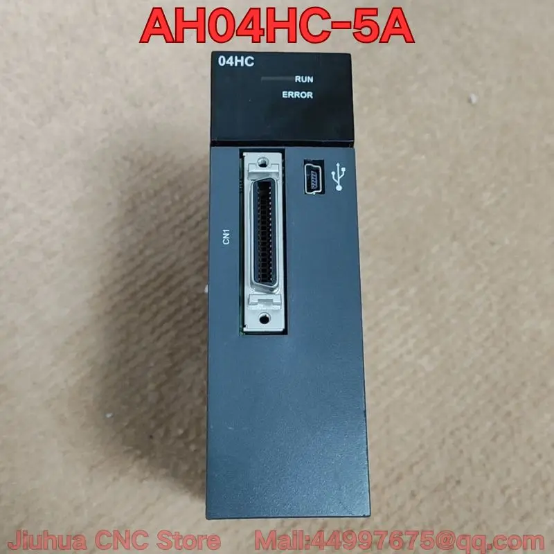 Подержанный функциональный тест модуля ПЛК AH04HC-5A обычно 
Подержанный функциональный тест модуля ПЛК AH04HC-5A обычно