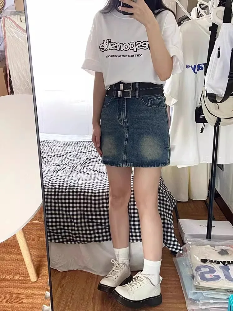 High Waist A-Line Skirt Women's Denim Short Skirts Spicy Girl Spring Fashion Half Body Skirts Standard Fit Chinese Made
High Waist A-Line Skirt Women's Denim Short Skirts Spicy Girl Spring Fashion Half Body Skirts Standard Fit Chinese Made