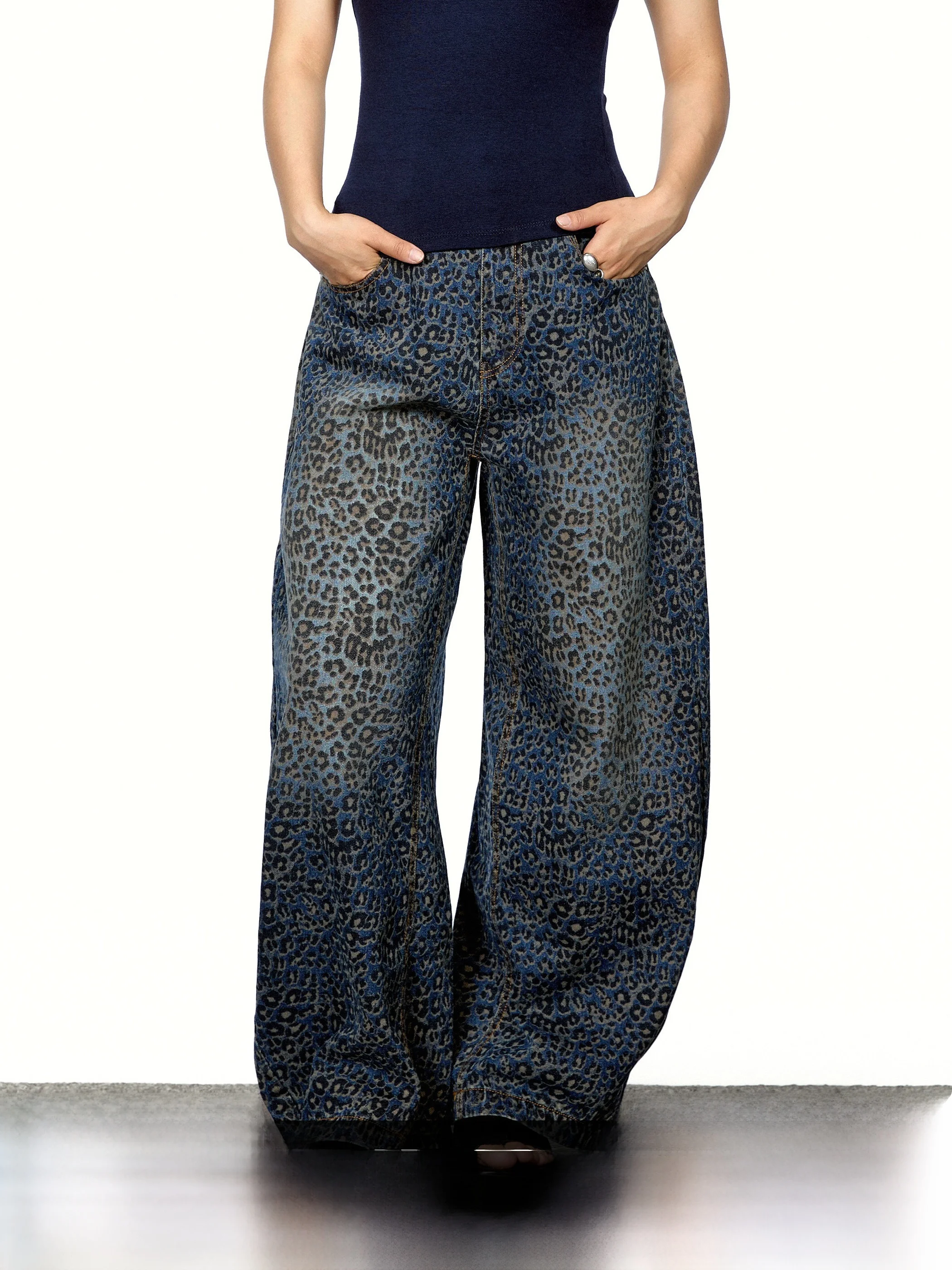 Blackbb Leopard Print Denim Wide Leg Straight Leg Pants Women Summer American Street Style Loose Slimming Knife Long Trousers
Blackbb Leopard Print Denim Wide Leg Straight Leg Pants Women Summer American Street Style Loose Slimming Knife Long Trousers