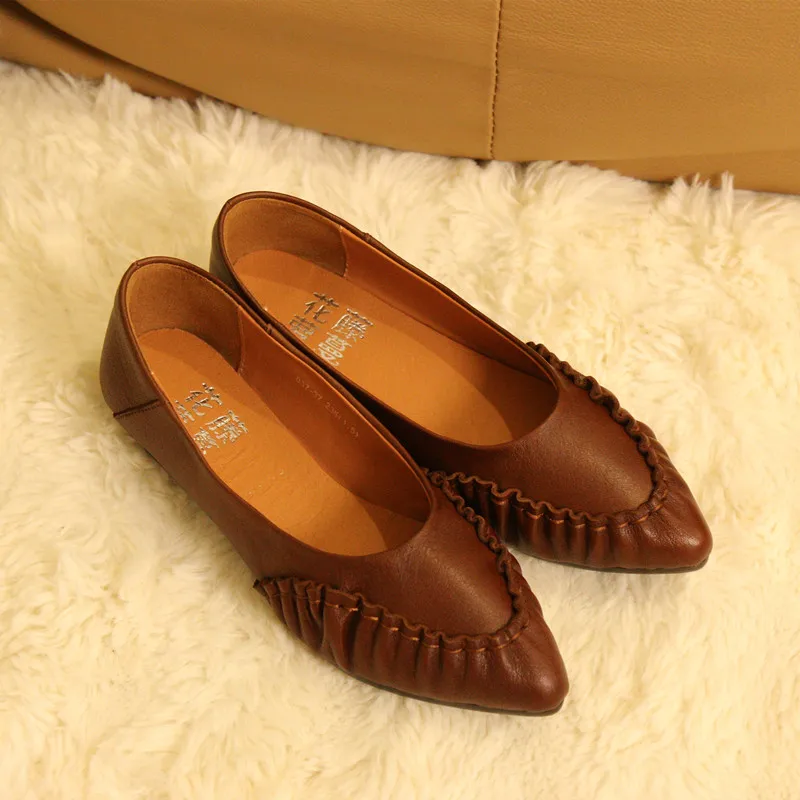 Leather Casual Pointed Toe Shallow Mouth Slip-on Flat Heel Soft Bottom Real Leather Women's Shoes Comfortable Fashion Single ...
Leather Casual Pointed Toe Shallow Mouth Slip-on Flat Heel Soft Bottom Real Leather Women's Shoes Comfortable Fashion Single ...