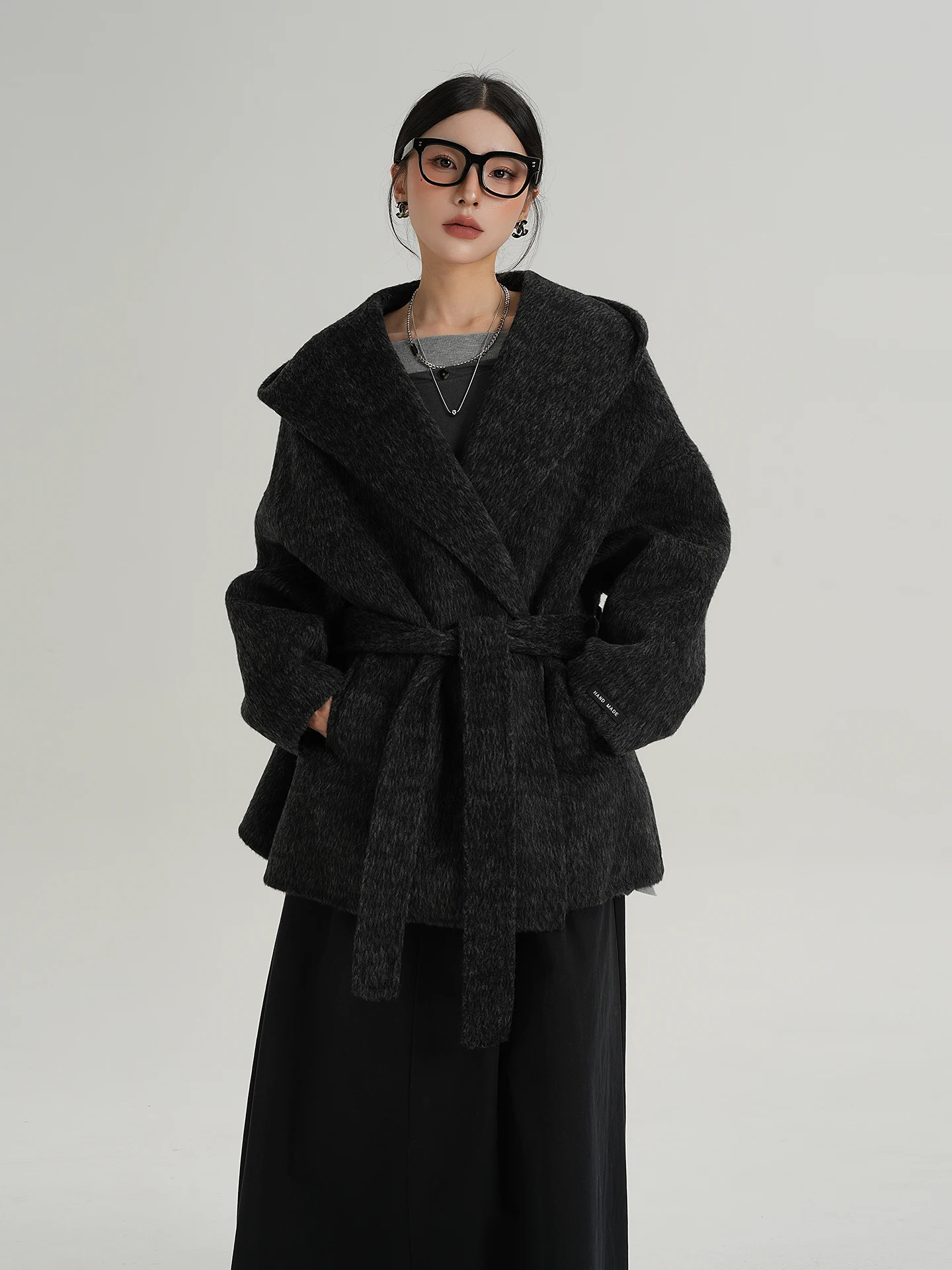 SRYS AME Woolen Double-sided Tweed Robe Coat Loose Fit Medium Length Autumn Winter New Women's Faionable Outerwear
SRYS AME Woolen Double-sided Tweed Robe Coat Loose Fit Medium Length Autumn Winter New Women's Faionable Outerwear