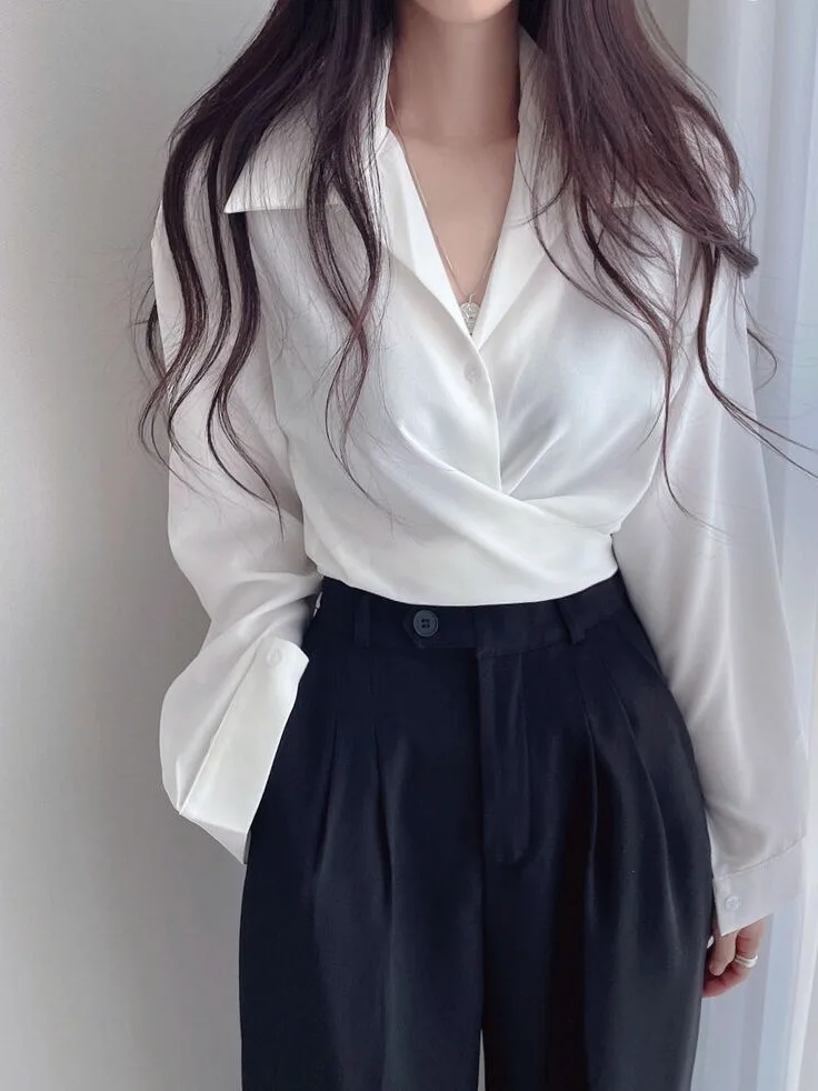 Elegant Korean Style Women's Shirt Slim Fit Long Sleeve Design Spring Autumn Fashionable Top Small Size Versatile Blouse
Elegant Korean Style Women's Shirt Slim Fit Long Sleeve Design Spring Autumn Fashionable Top Small Size Versatile Blouse