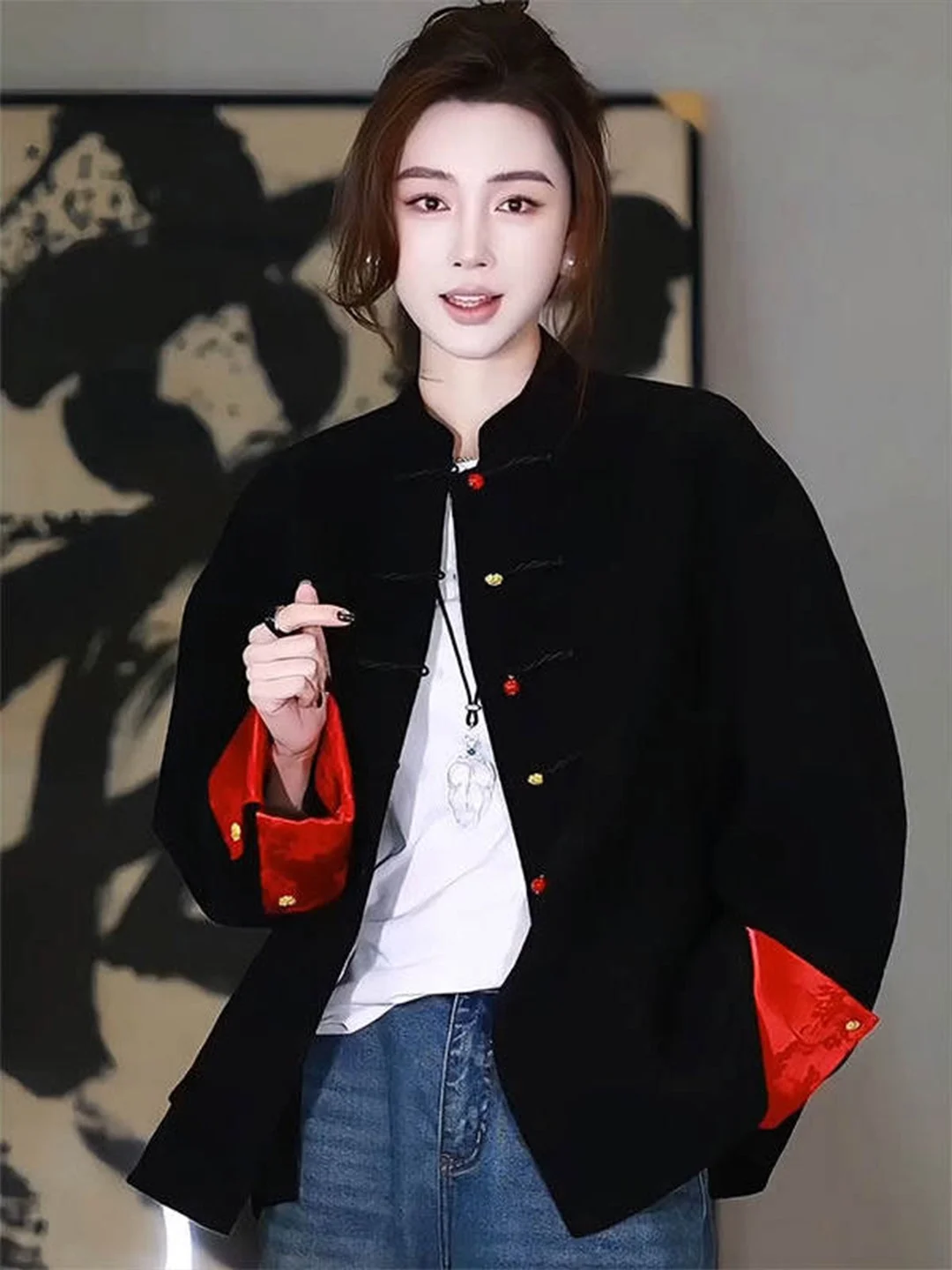 New Chinese Sle Bla Button Coat Retro Tang Costume Top for Women Spring 2026 Simple Ele Stand Fit Ladies Jaet
New Chinese Sle Bla Button Coat Retro Tang Costume Top for Women Spring 2026 Simple Ele Stand Fit Ladies Jaet