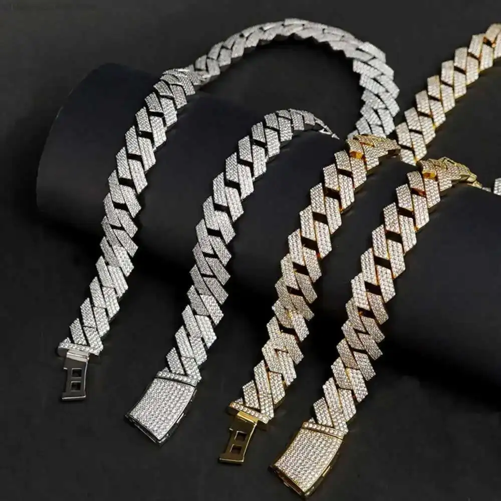 15mm Vvs Moissanite Iced Out Diamond Gold Color Chain Necklace 925 Sterling Silver Men Necklace Miami Cuban Link Chain
15mm Vvs Moissanite Iced Out Diamond Gold Color Chain Necklace 925 Sterling Silver Men Necklace Miami Cuban Link Chain