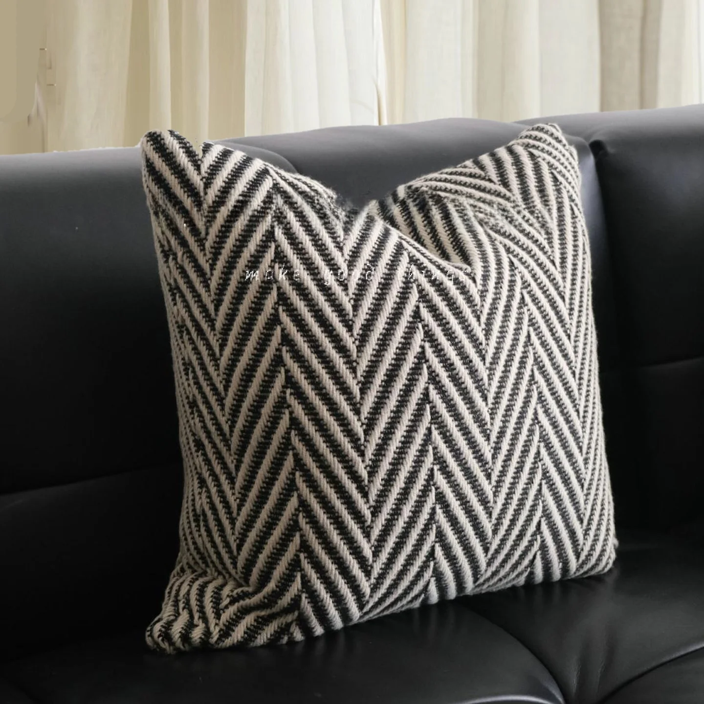 Modern Simple Geometric Pattern Woolen Pillowcase Fashionable Living Room Decorative Cushion Cover Personalized Ins Style
Modern Simple Geometric Pattern Woolen Pillowcase Fashionable Living Room Decorative Cushion Cover Personalized Ins Style