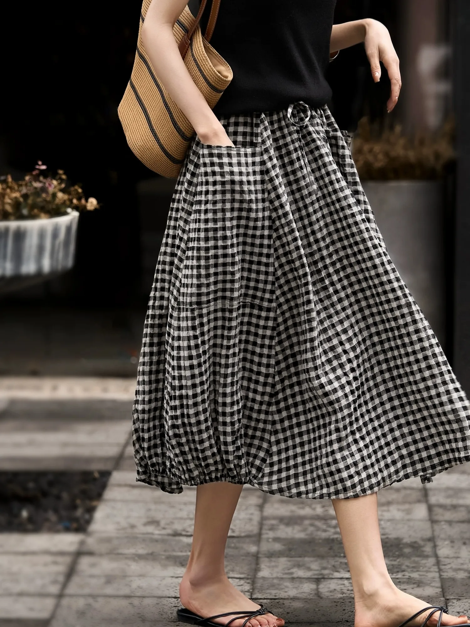 Korean Japanese Pure Cotton Plaid Women's Mid-Length A-Line Skirt Summer High Waist Flowing Slimming Flower Bud Skirt
Korean Japanese Pure Cotton Plaid Women's Mid-Length A-Line Skirt Summer High Waist Flowing Slimming Flower Bud Skirt