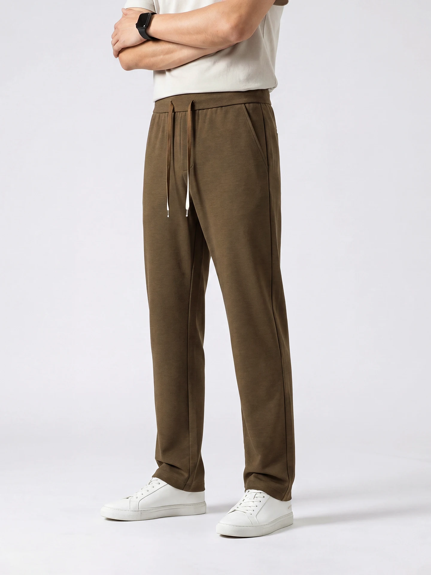 Light Luxury Sporty Casual Pants for Men Summer Thin Breathable Slim Fit Straight Leg Long Sweatpants Anti-Wrinkle
Light Luxury Sporty Casual Pants for Men Summer Thin Breathable Slim Fit Straight Leg Long Sweatpants Anti-Wrinkle