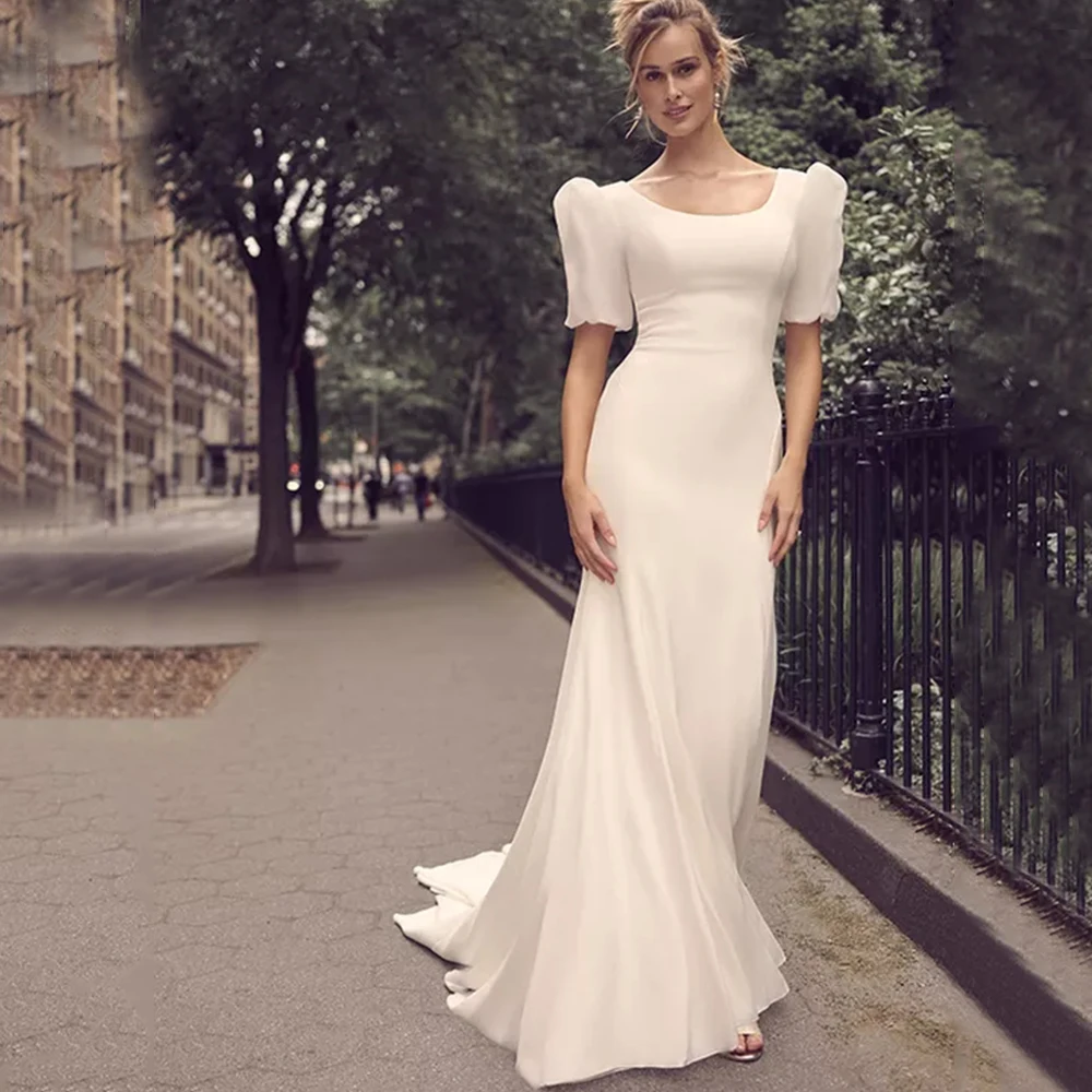 Simple Mermaid Short Sleeve Wedding Dress Scoop Neck Bridal Floor Length with Sweep Train Buttons Bride Gowns for Marry
Simple Mermaid Short Sleeve Wedding Dress Scoop Neck Bridal Floor Length with Sweep Train Buttons Bride Gowns for Marry