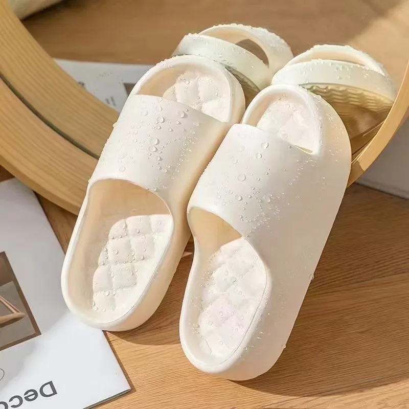 White Thick Platform Cloud Slippers Women Lightweight Soft Sole EVA Home Slides Woman Summer Comfort Non Slip Beach Flip Flops
White Thick Platform Cloud Slippers Women Lightweight Soft Sole EVA Home Slides Woman Summer Comfort Non Slip Beach Flip Flops