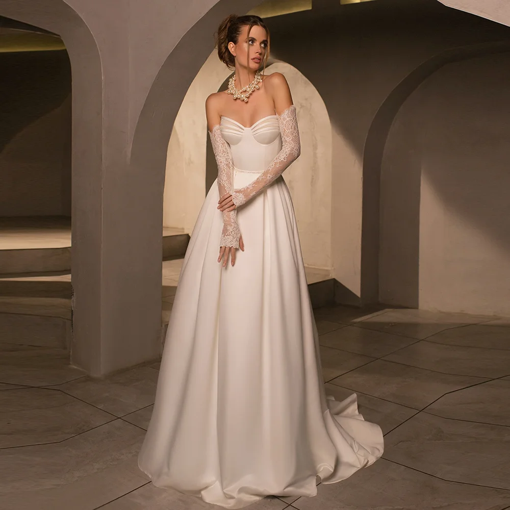 3/4 Detachable Lace Sleeve Sweetheart Collar Satin Wedding Dress Belt A-line Wedding Bridesmaid Gown with Court Customized
3/4 Detachable Lace Sleeve Sweetheart Collar Satin Wedding Dress Belt A-line Wedding Bridesmaid Gown with Court Customized