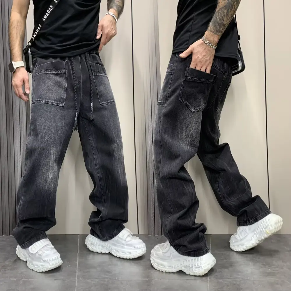 Осень-зима 2025: новые персонализированные мужские джинсы спецодежды с большими карманами, потертые кожаные и красивые брюки с изогнутыми ножками в стиле ретро.
Осень-зима 2025: новые персонализированные мужские джинсы спецодежды с большими карманами, потертые кожаные и красивые брюки с изогнутыми ножками в стиле ретро.