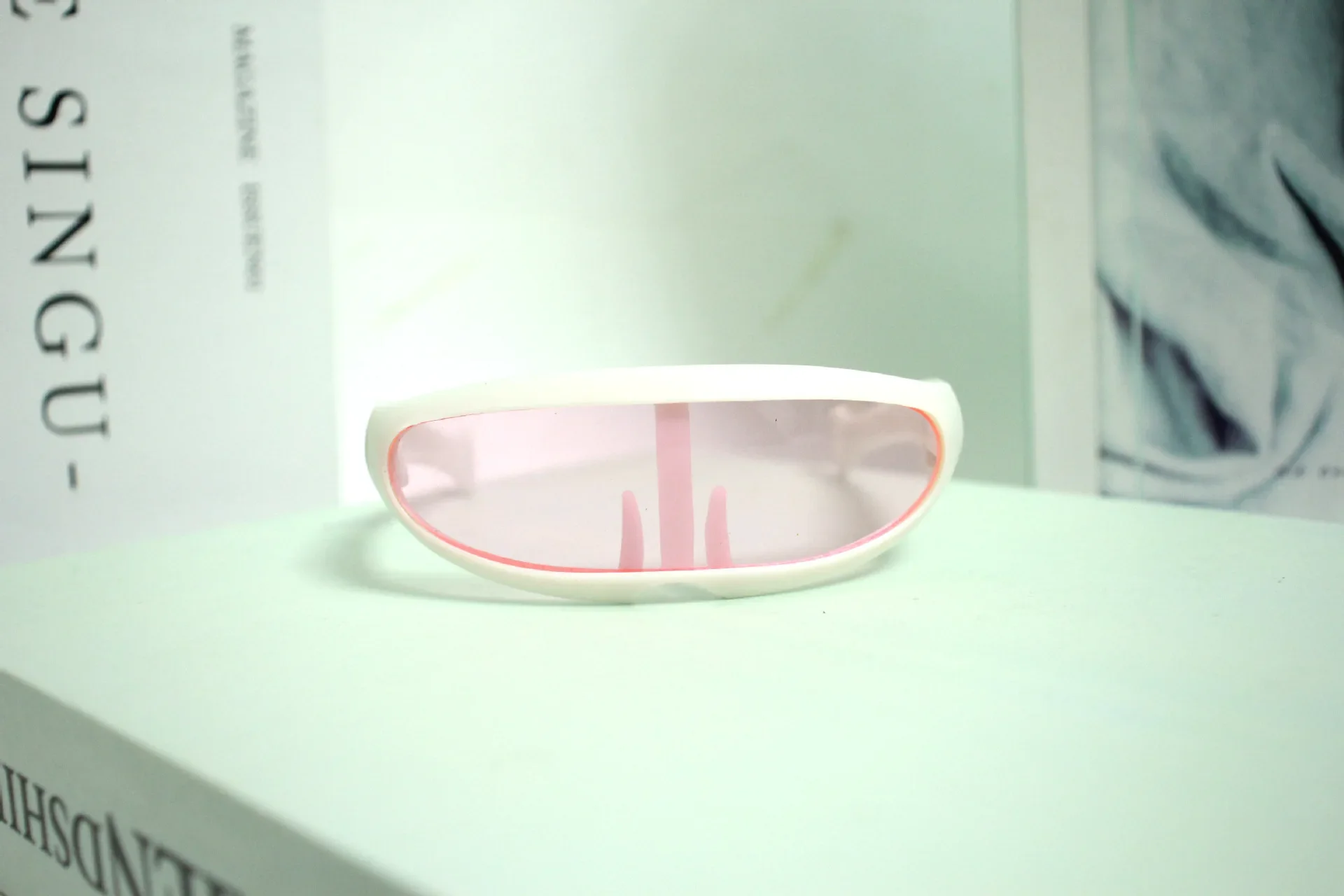 Cool Pet Glasses Cat Sunglasses Pet UV Resistant Glasses Windproof Trendy Cool Accessories Protective Glasses
Cool Pet Glasses Cat Sunglasses Pet UV Resistant Glasses Windproof Trendy Cool Accessories Protective Glasses