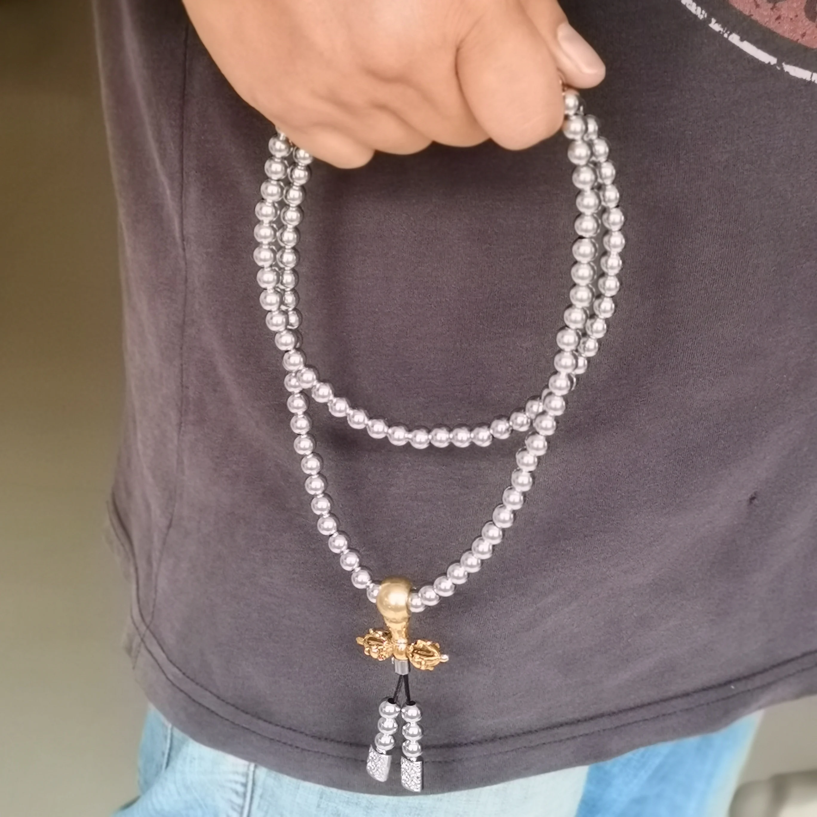 Titanium Steel EDC Cross Necklace Bracelet Cool Tactical Multi-function Self-Defense Bracelet for Men Car Pendants Gift for Dads
Titanium Steel EDC Cross Necklace Bracelet Cool Tactical Multi-function Self-Defense Bracelet for Men Car Pendants Gift for Dads