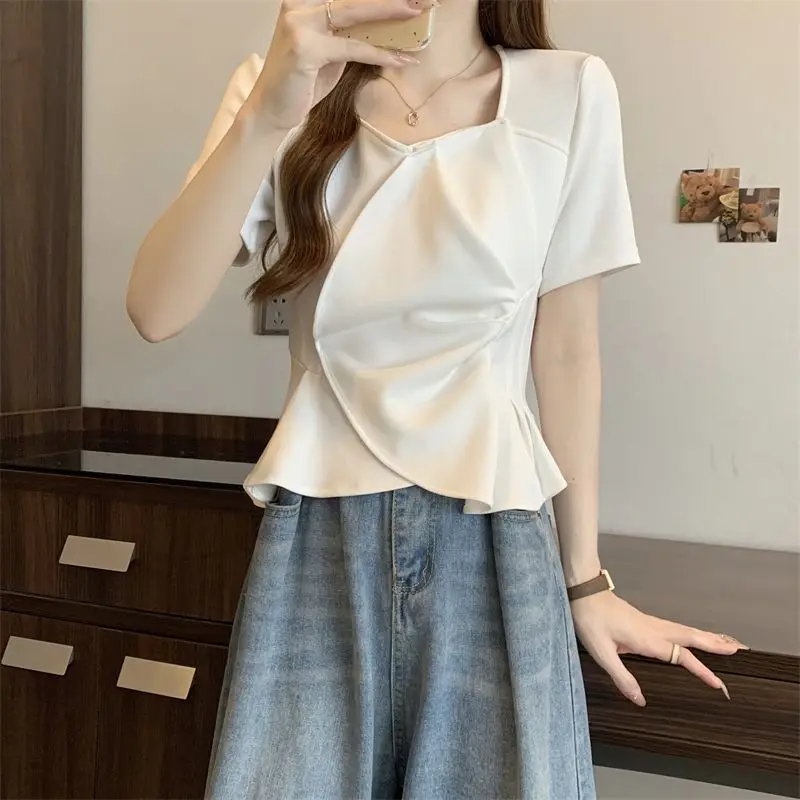 Летние новые женские однотонные плиссированные корсеты во французском стиле с квадратным воротником, модные повседневные свободные футболки с короткими рукавами, топы 
Летние новые женские однотонные плиссированные корсеты во французском стиле с квадратным воротником, модные повседневные свободные футболки с короткими рукавами, топы