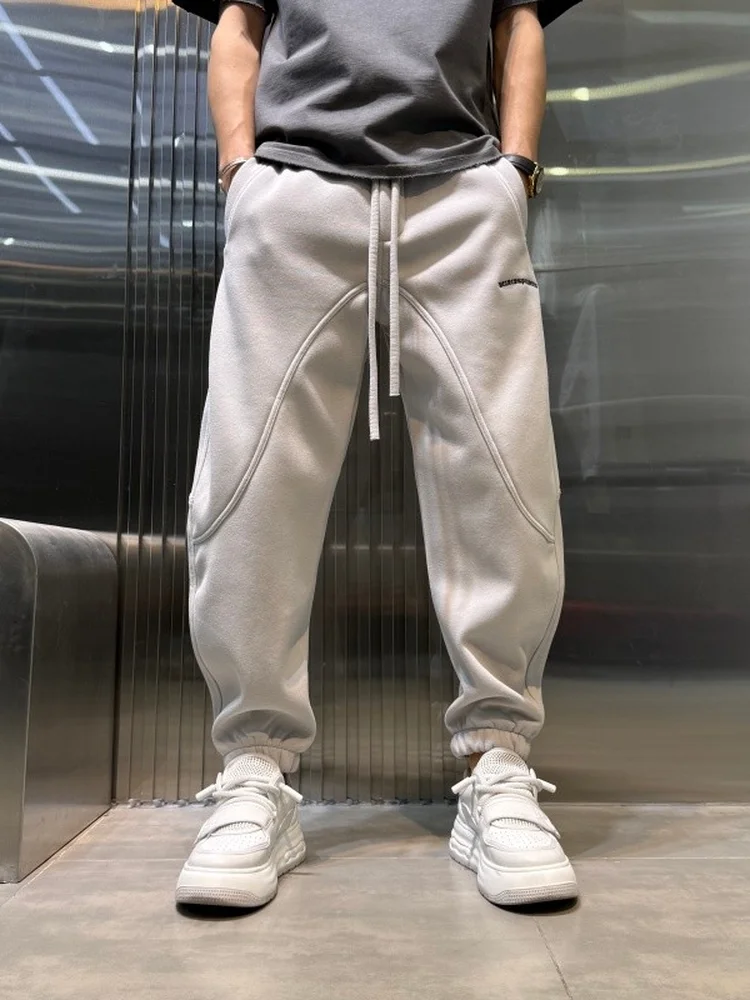 Winter New Fce Lined Loose Fit Men's Casual Sports Pants with Big kets Baggy Slimming Trendy Long Trousers for Youth
Winter New Fce Lined Loose Fit Men's Casual Sports Pants with Big kets Baggy Slimming Trendy Long Trousers for Youth