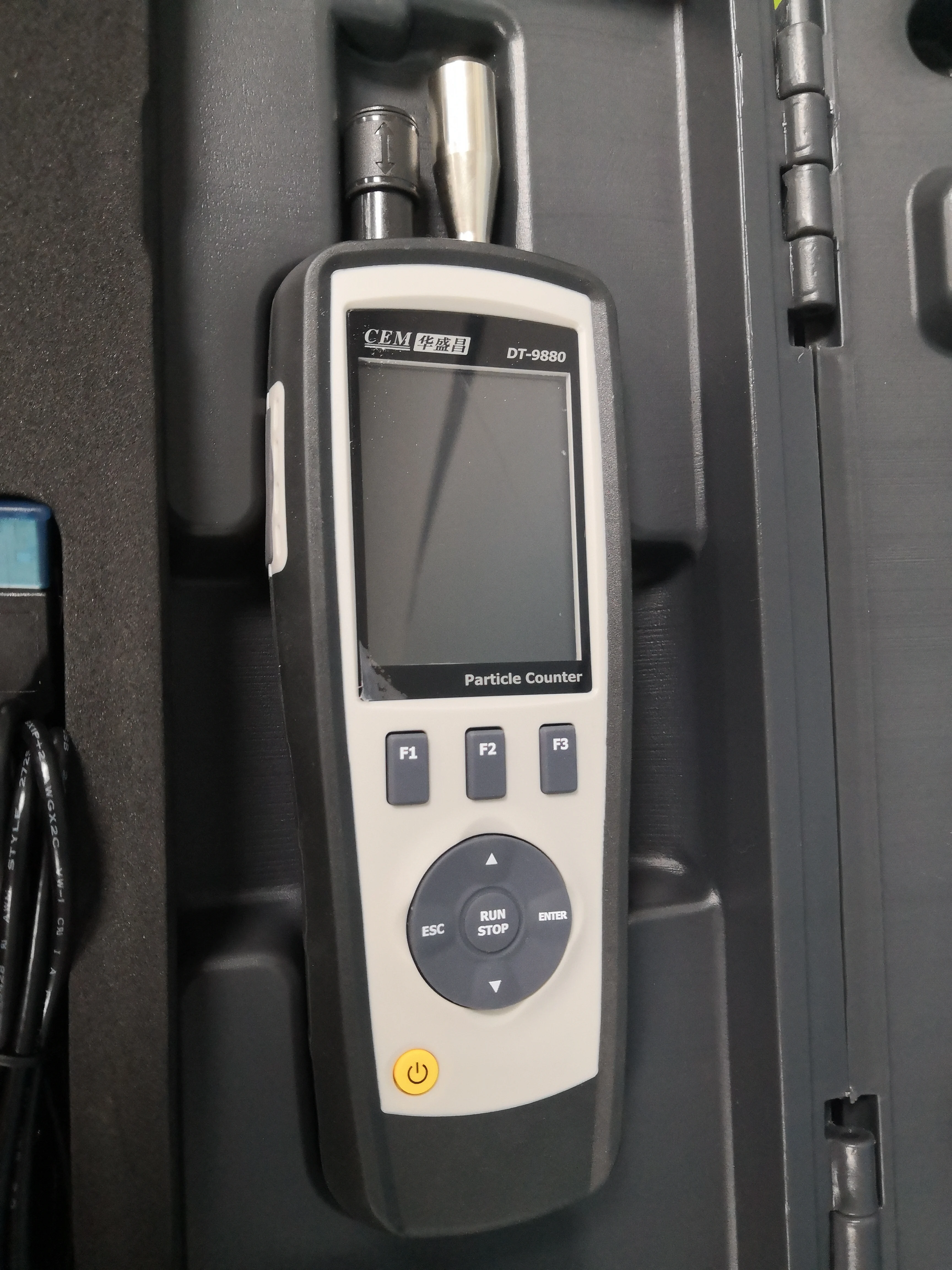 CEM DT-9880 Air Particle Counter 6channels (PM0.3/0.5/1.0/2.5/,5.0/10um)
CEM DT-9880 Air Particle Counter 6channels (PM0.3/0.5/1.0/2.5/,5.0/10um)