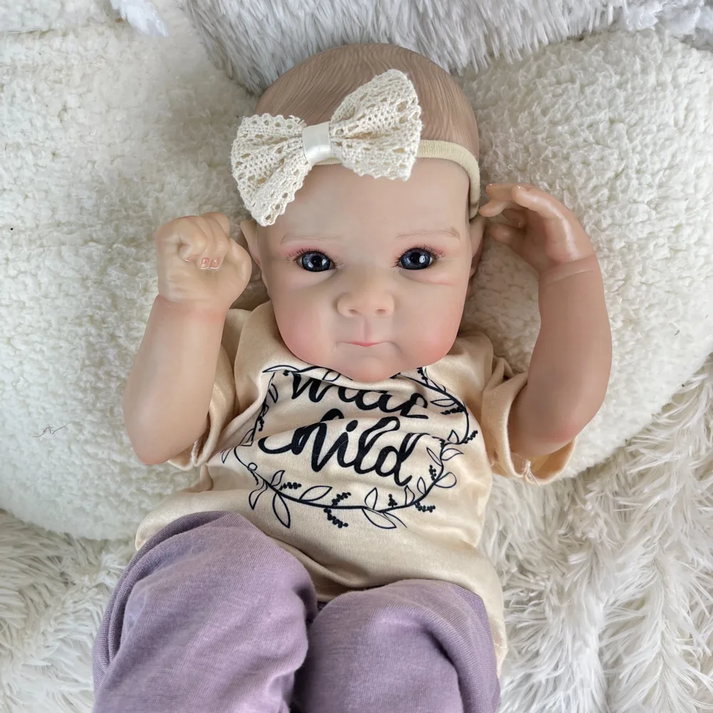 AONPENG 45 CM Lifelike Reborn Baby Doll 18 Inch Real-Look Design Full Vinyl Body 3D-Skin Kids Fashion Birthday Gift
AONPENG 45 CM Lifelike Reborn Baby Doll 18 Inch Real-Look Design Full Vinyl Body 3D-Skin Kids Fashion Birthday Gift