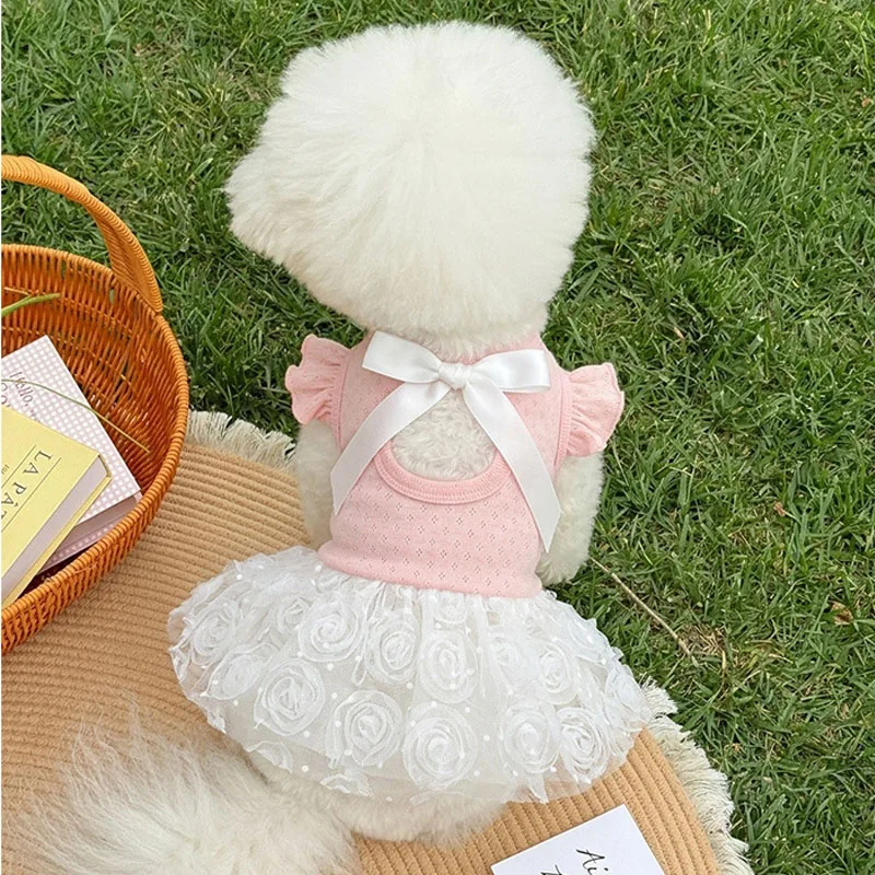 Luxury Dog Clothes Flying Sleeve Girls Dresses For Small Medium Dogs Chihuahua Puppy Summer Clothes Cat Dog Dress Flower Skirt
Luxury Dog Clothes Flying Sleeve Girls Dresses For Small Medium Dogs Chihuahua Puppy Summer Clothes Cat Dog Dress Flower Skirt