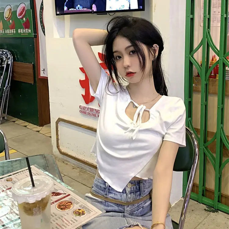 Футболки с коротким рукавом, женские шикарные ретро вязаные ребристые облегающие футболки с элегантным квадратным воротником, корейские эстетические универсальные летние повседневные футболки 
Футболки с коротким рукавом, женские шикарные ретро вязаные ребристые облегающие футболки с элегантным квадратным воротником, корейские эстетические универсальные летние повседневные футболки