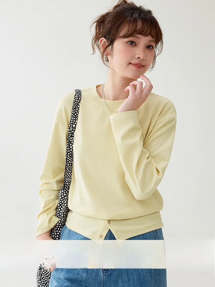 Женская футболка North Island AMUU Original с длинным рукавом, новая весенняя модель, свободный крой, круглый вырез, с пуговицами и разрезом по низу, в корейском стиле.
Женская футболка North Island AMUU Original с длинным рукавом, новая весенняя модель, свободный крой, круглый вырез, с пуговицами и разрезом по низу, в корейском стиле.