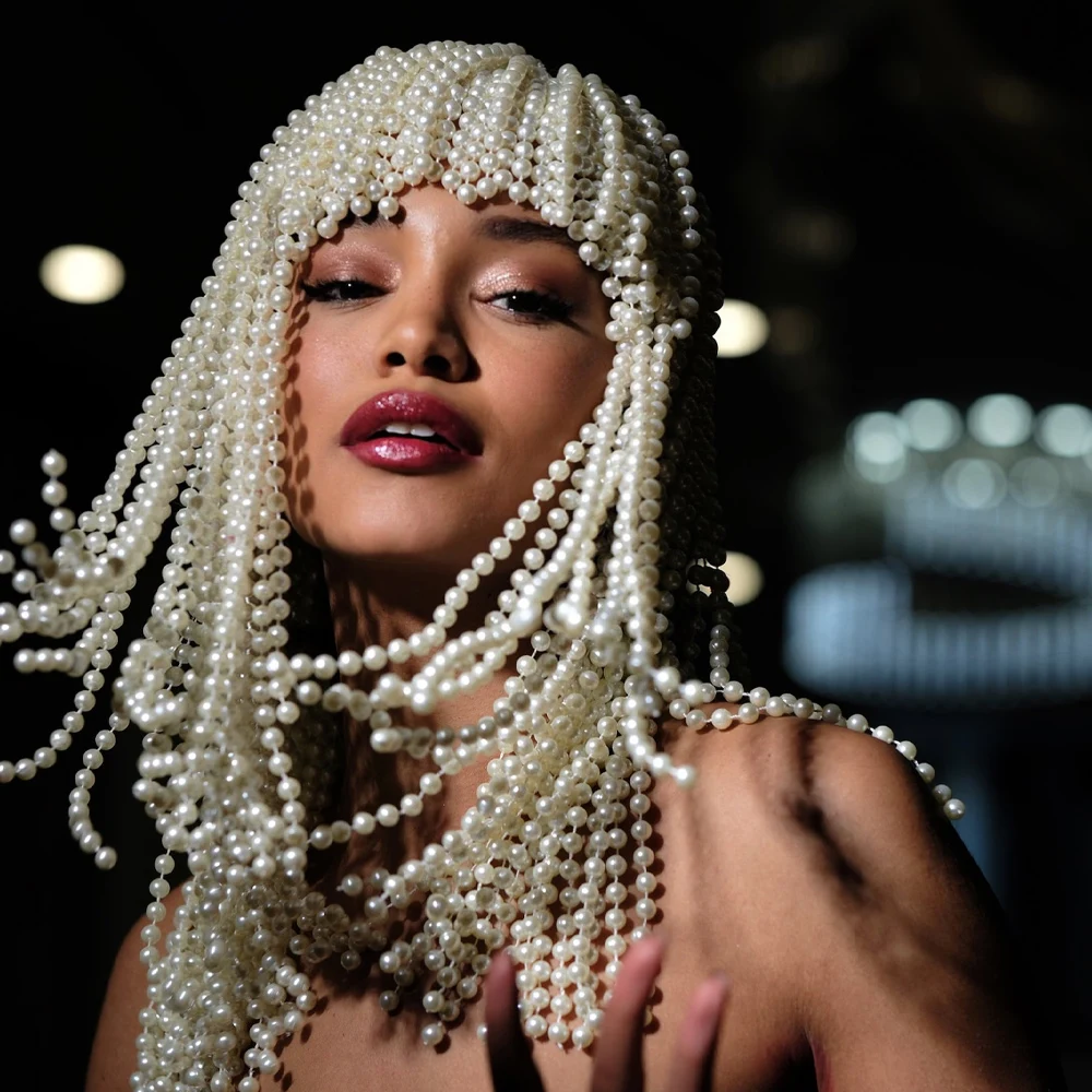 Handmade Bridal Pearl Tassel Cap Headpiece Indian Hair Accessories Vintage Headdress Round Bead Forehead Chain Hat Women Prom
Handmade Bridal Pearl Tassel Cap Headpiece Indian Hair Accessories Vintage Headdress Round Bead Forehead Chain Hat Women Prom