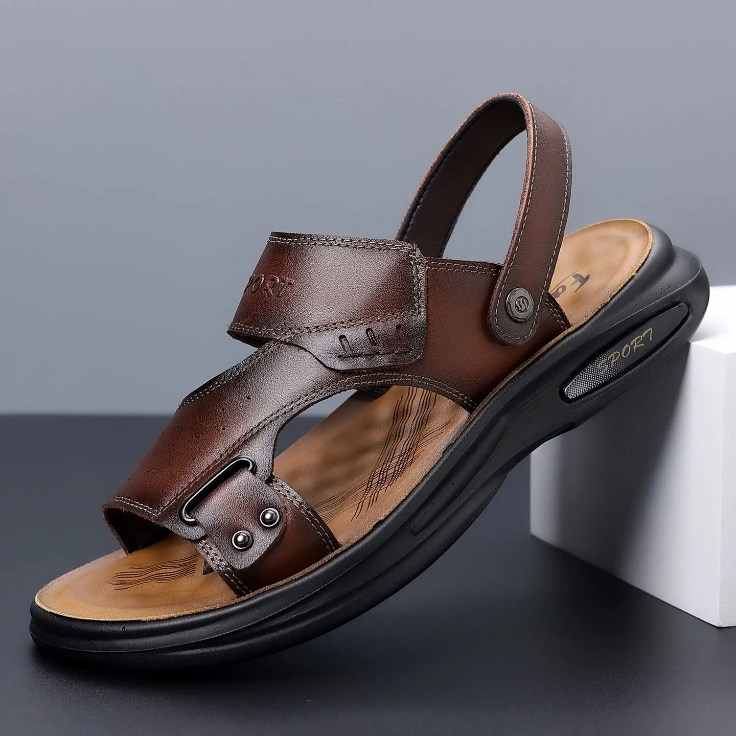 2026 Summer Men's High Quality Top Layer Cowhide Large-size Sandals Casual and Trendy Beach Shoes Plus Size Slippers Size 35-48
2026 Summer Men's High Quality Top Layer Cowhide Large-size Sandals Casual and Trendy Beach Shoes Plus Size Slippers Size 35-48