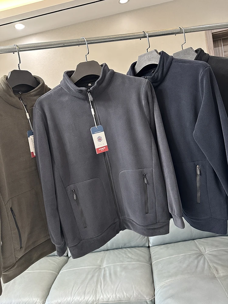 Утепленная флисовая мужская повседневная куртка на молнии с воротником-стойкой, длинными рукавами, осенне-зимнее двустороннее бархатное пальто
Утепленная флисовая мужская повседневная куртка на молнии с воротником-стойкой, длинными рукавами, осенне-зимнее двустороннее бархатное пальто