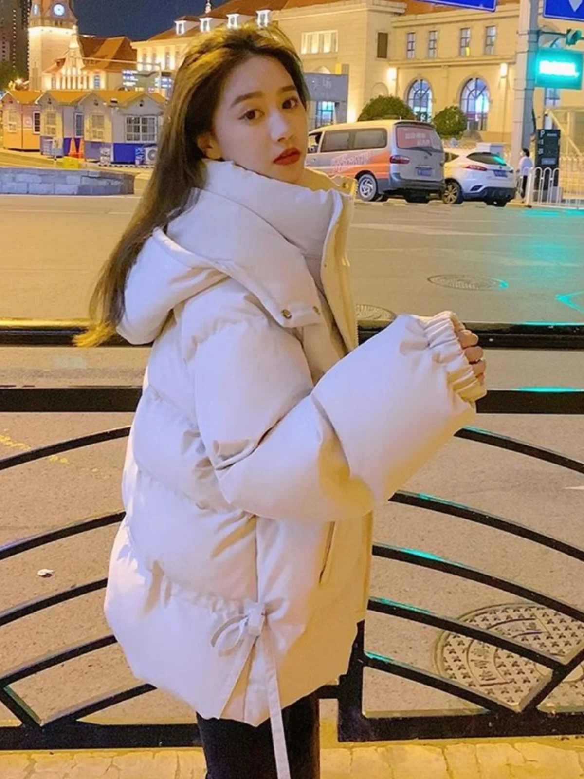 Зимняя куртка большого размера для женщин: утепленное пальто из хлопка с капюшоном, очень теплое, с наполнителем из полиэфирного волокна
Зимняя куртка большого размера для женщин: утепленное пальто из хлопка с капюшоном, очень теплое, с наполнителем из полиэфирного волокна